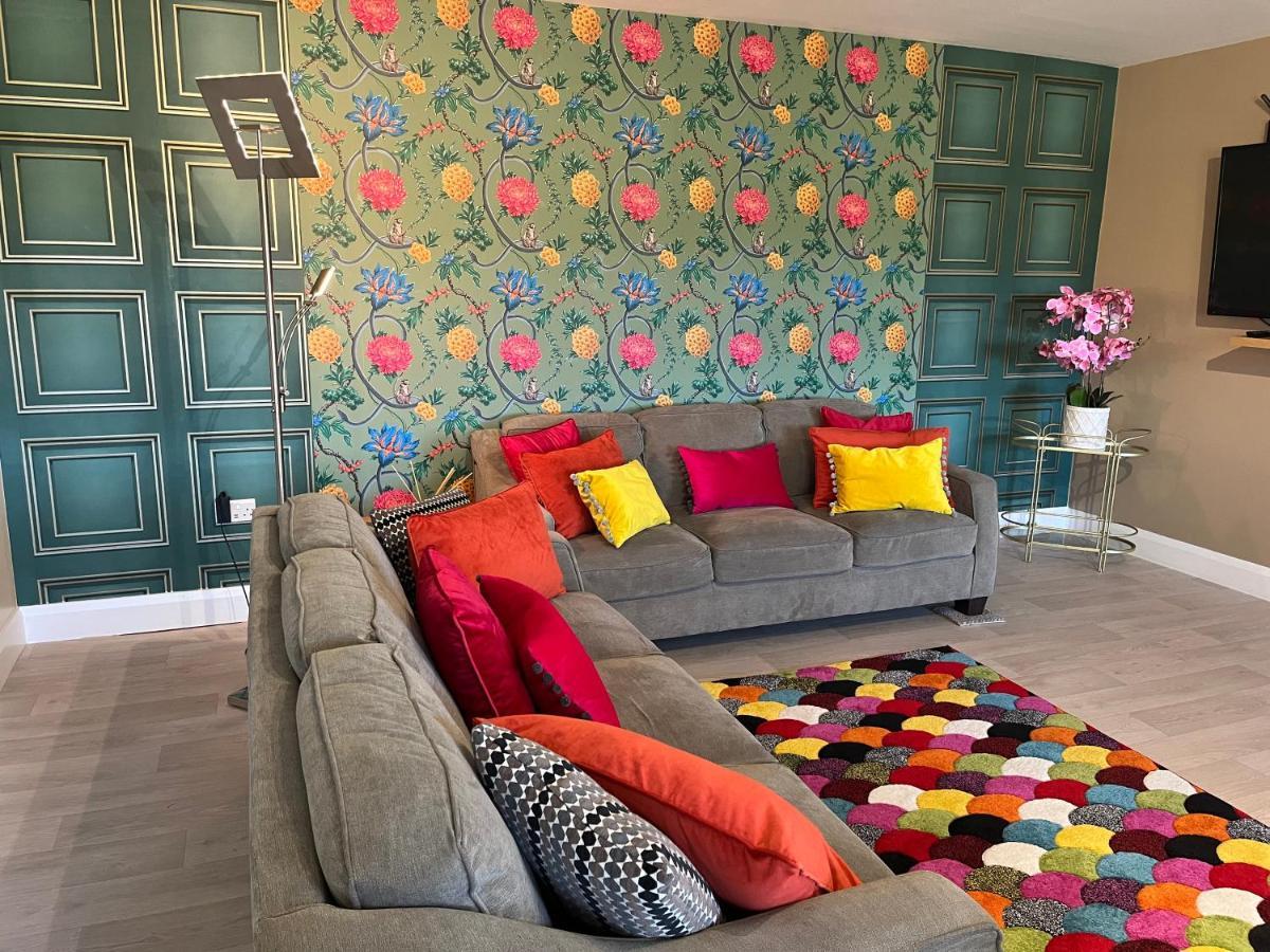 Ashbrook House Apartments ดังกานนอน ภายนอก รูปภาพ